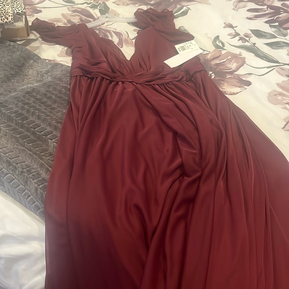 David’s Bridal flutter Sleeve Crisscross Mesh Dress-Wine color new with Tags